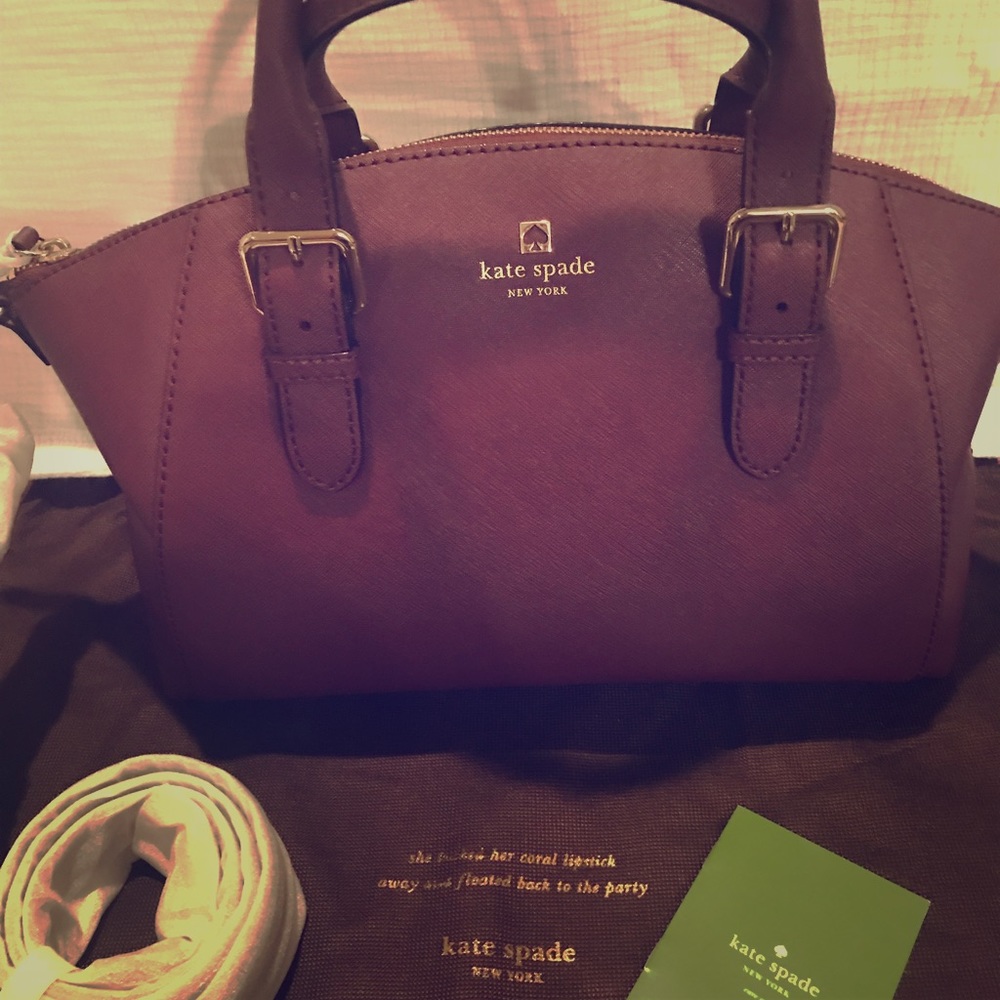 🍁 On Trend for fall 🍂 Kate Spade Cross Body